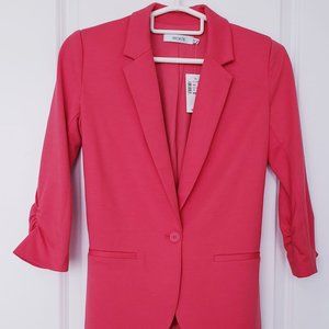 PINK BLAZER